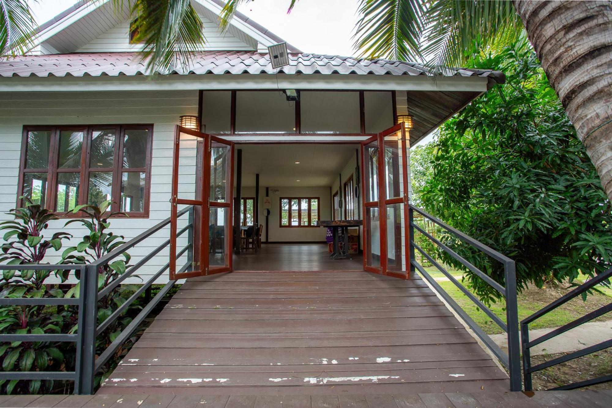 Phanumas Resort チエンマイ エクステリア 写真